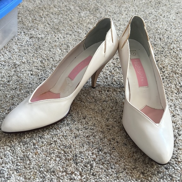 Heels - Picture 3 of 4